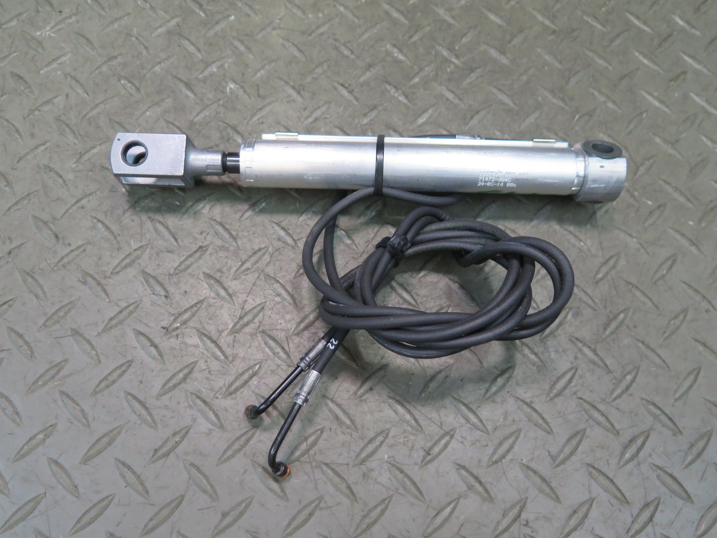 2012-2020 Mercedes R172 SLK SLC Convertible TOP Right Roof Hydraulic Cylinder