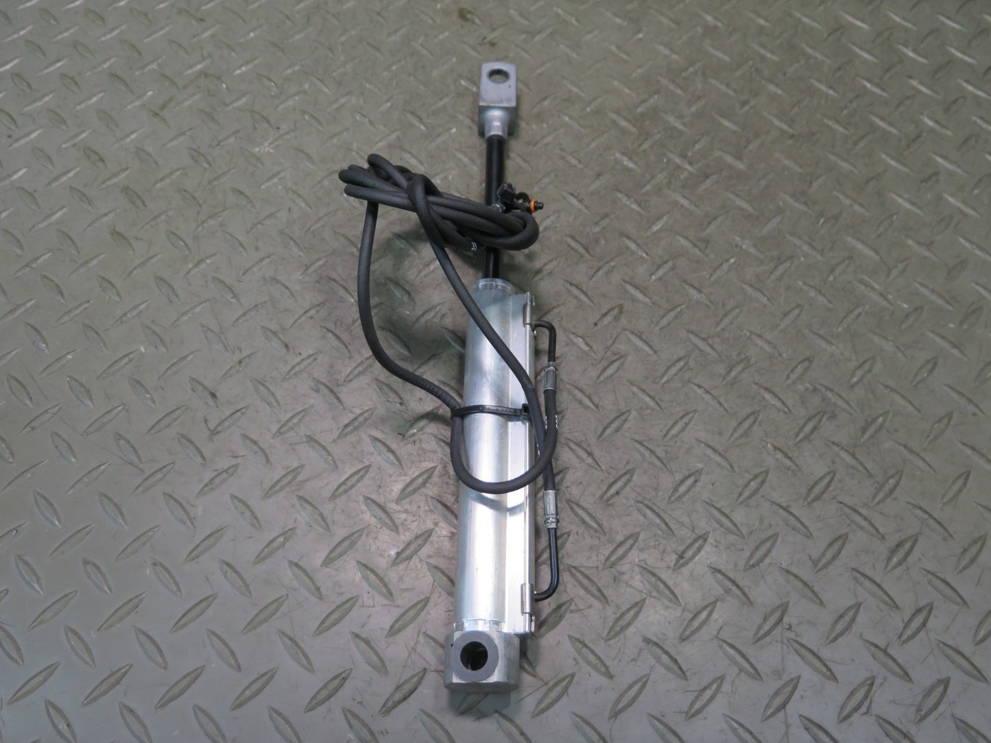 2012-2020 Mercedes R172 SLK SLC Convertible TOP Left Roof Hydraulic Cylinder