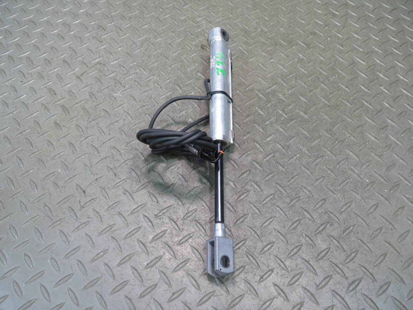 2012-2020 Mercedes R172 SLK SLC Convertible TOP Left Roof Hydraulic Cylinder