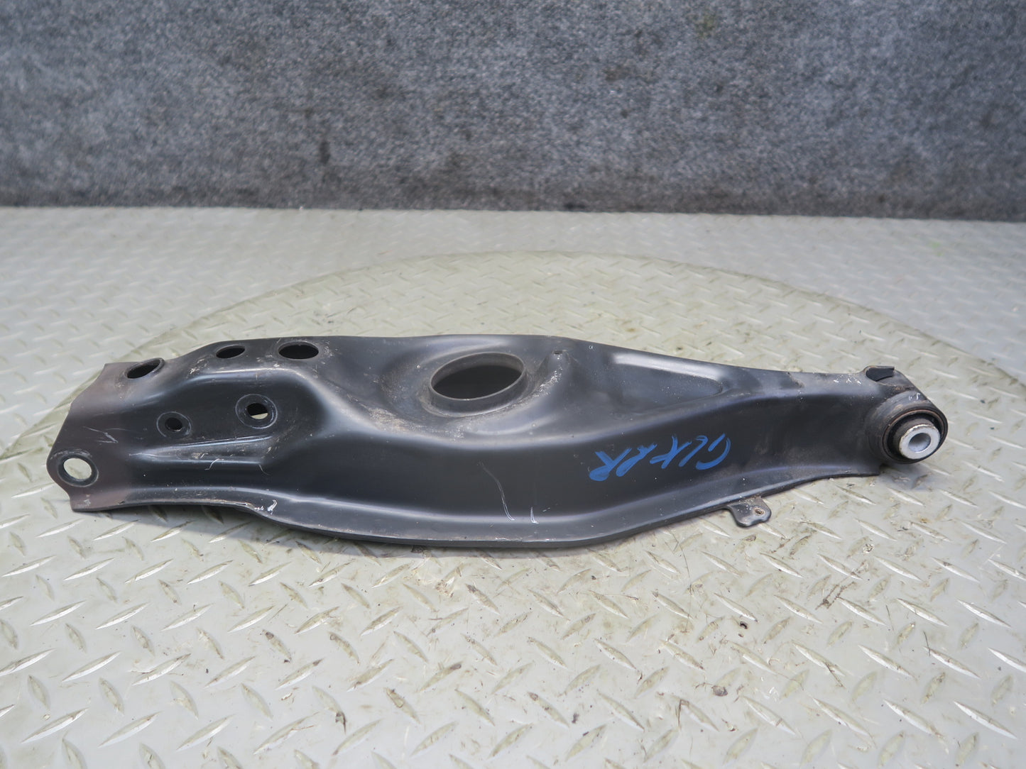 2012-2020 Mercedes R172 SLK SLC RWD Rear Right Side Suspension Control Arm Set