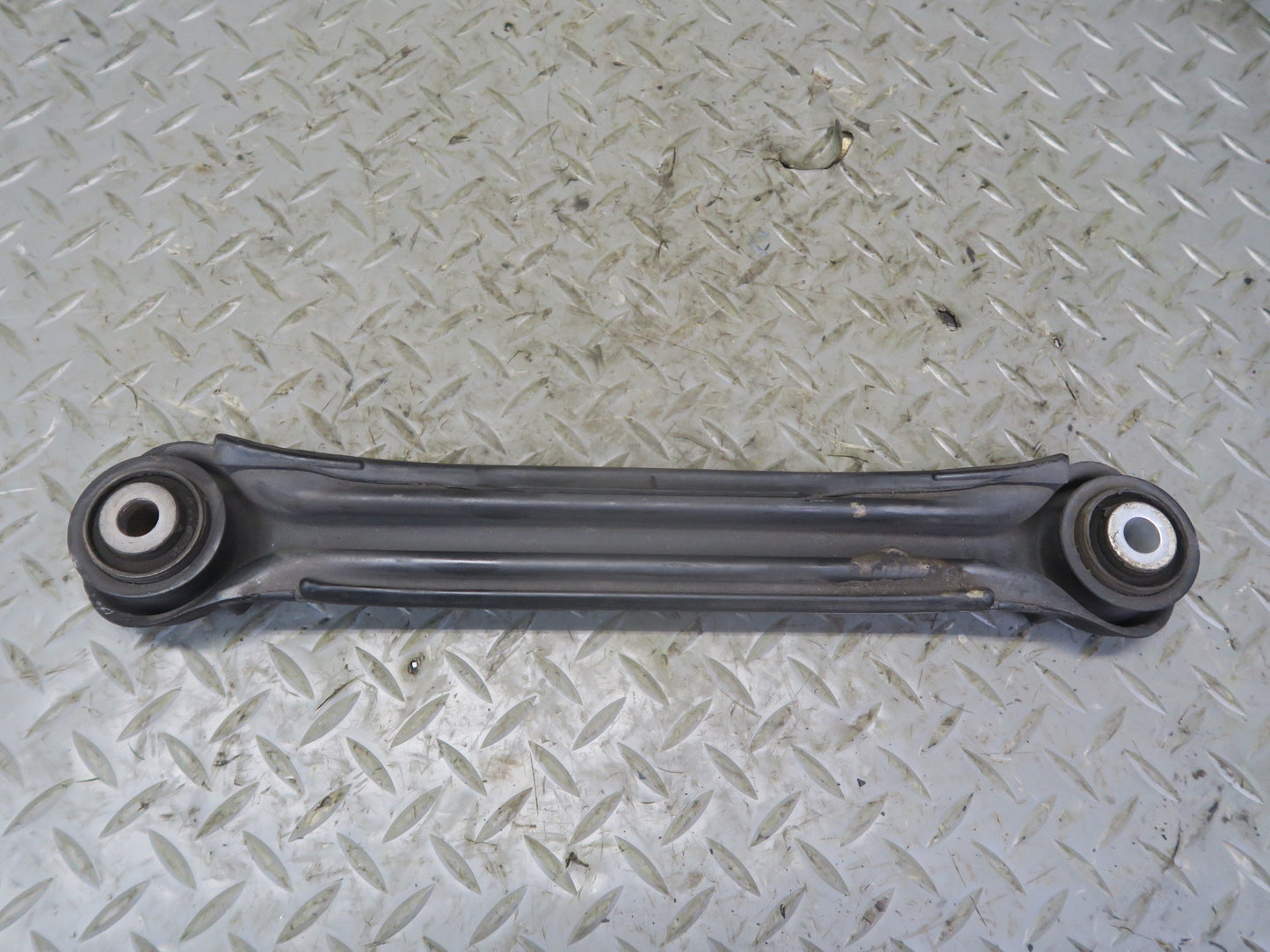 2012-2020 Mercedes R172 SLK SLC RWD Rear Right Side Suspension Control Arm Set