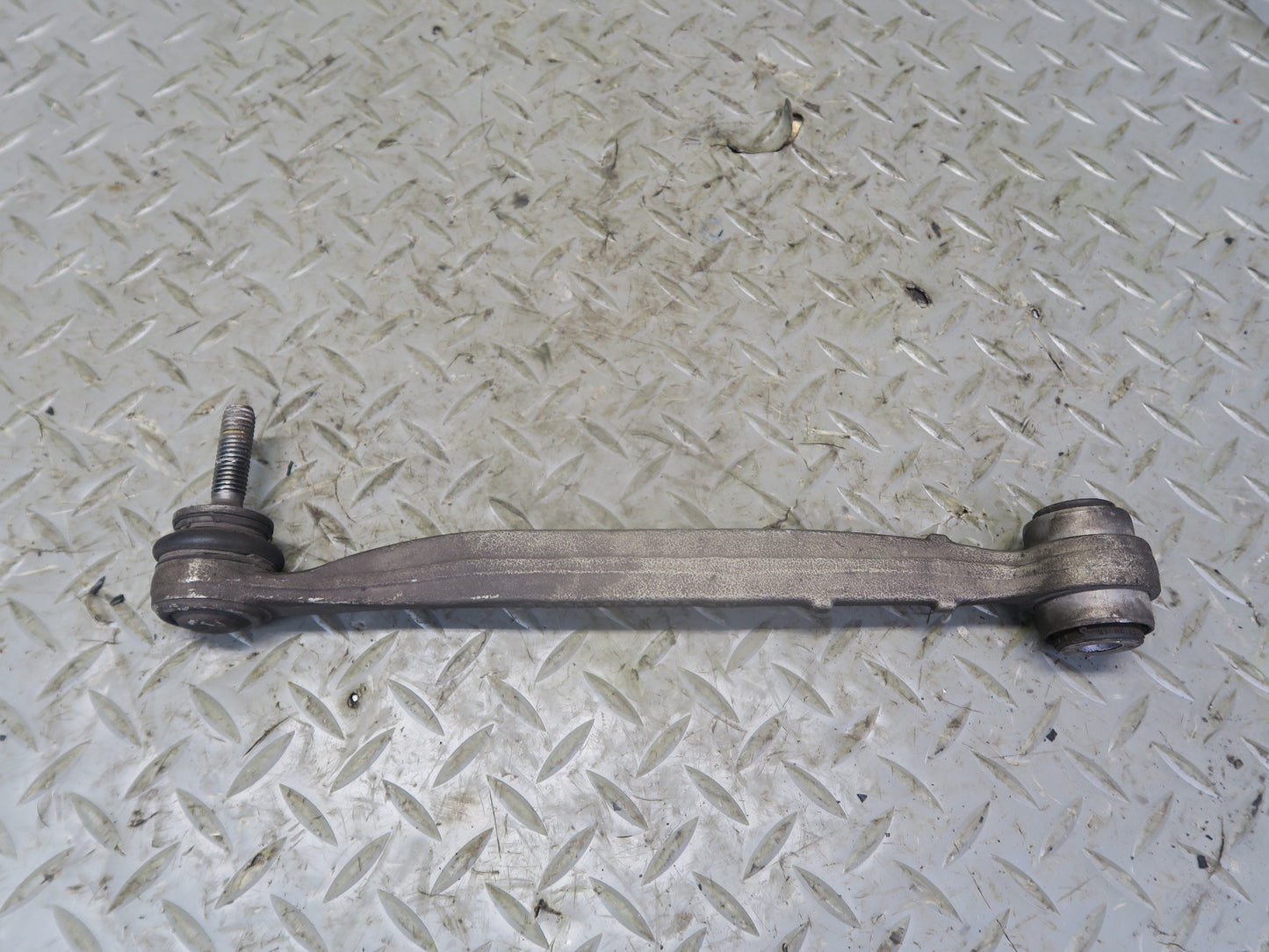 2012-2020 Mercedes R172 SLK SLC RWD Rear Right Side Suspension Control Arm Set