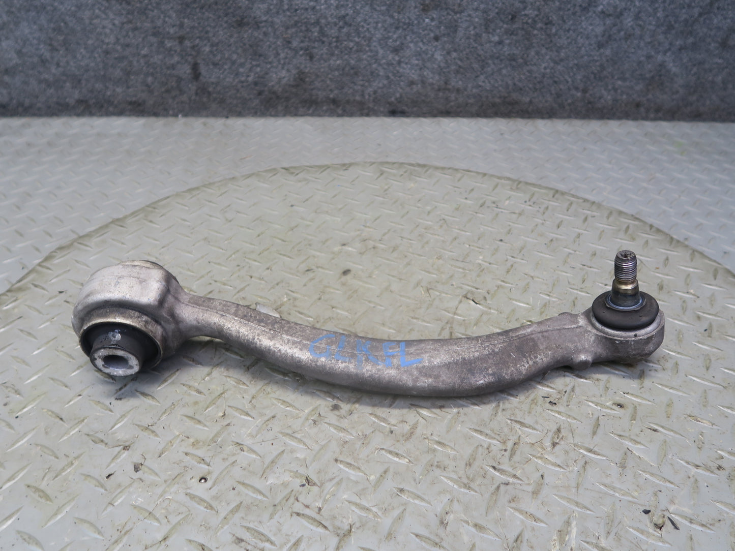 2012-2020 Mercedes R172 SLK SLC RWD Front Left Side Suspension Control Arm Set