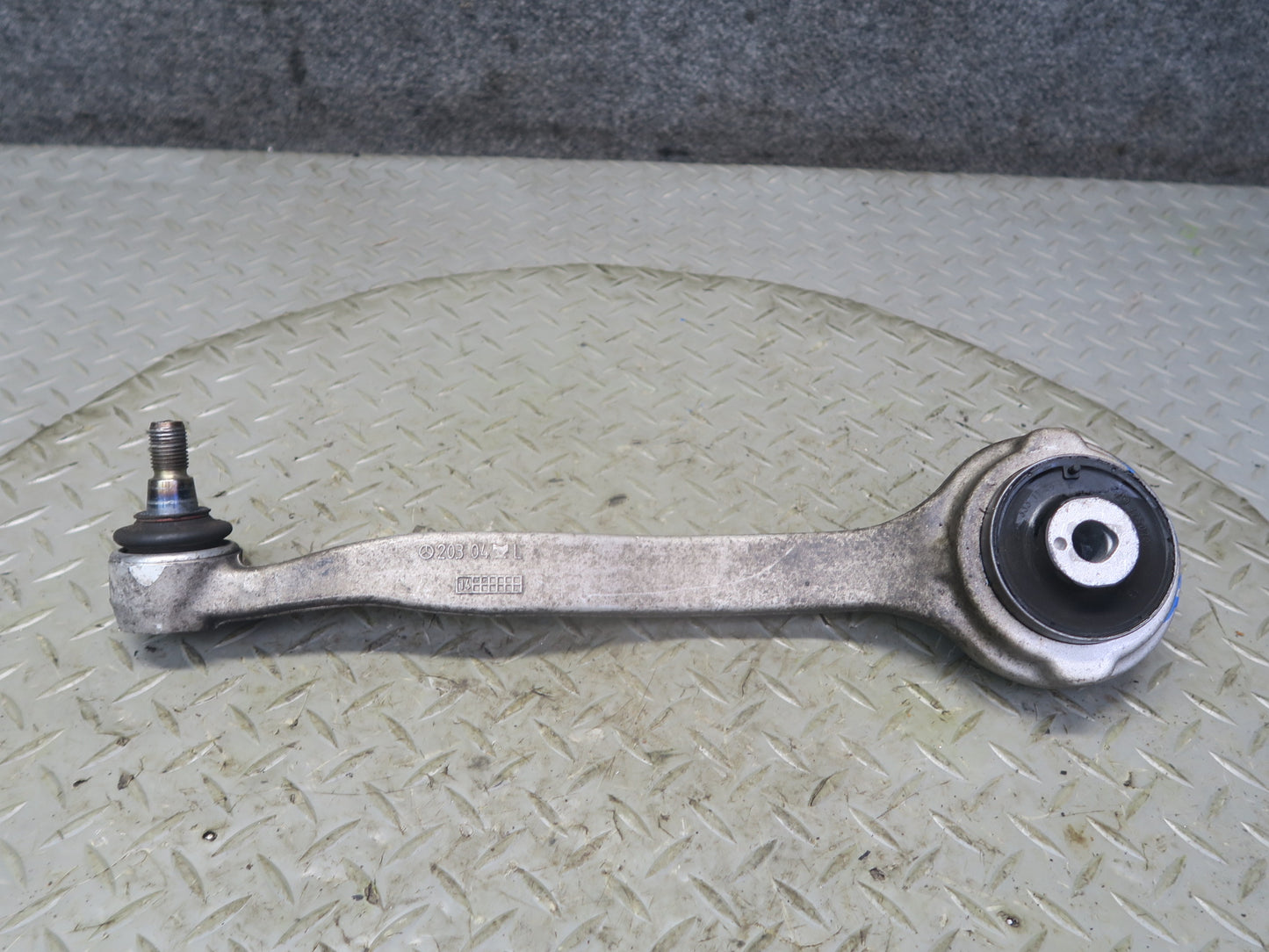 2012-2020 Mercedes R172 SLK SLC RWD Front Left Side Suspension Control Arm Set