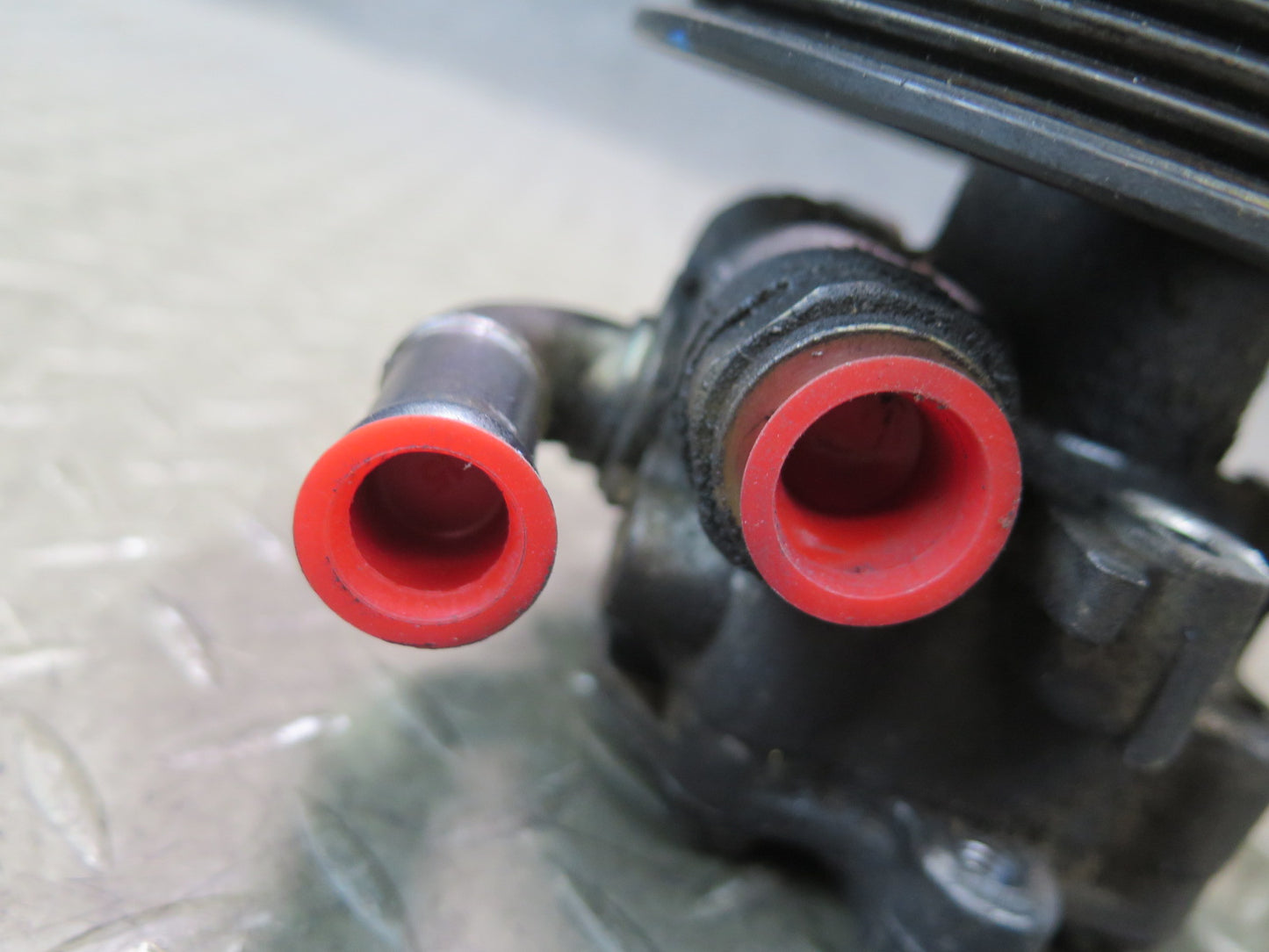 01-03 VW Eurovan T4 2.8L AXK Power Steering Pump w Pulley 136K Miles OEM