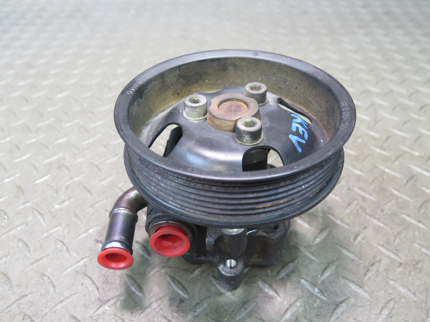 01-03 VW Eurovan T4 2.8L AXK Power Steering Pump w Pulley 136K Miles OEM