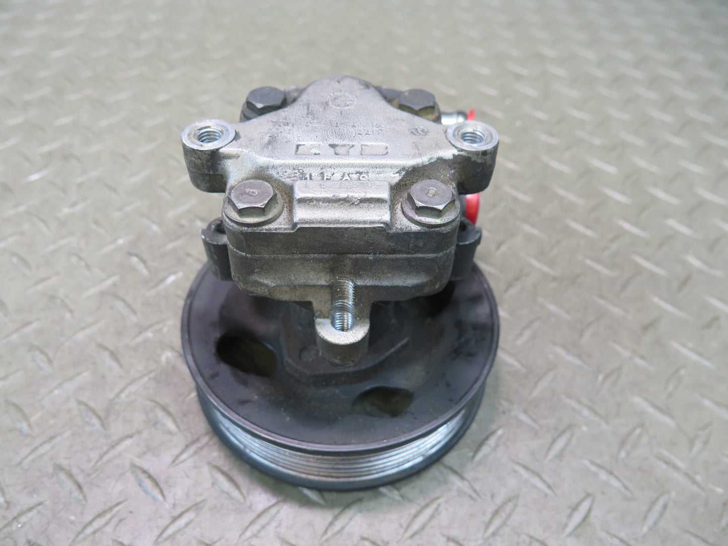 01-03 VW Eurovan T4 2.8L AXK Power Steering Pump w Pulley 136K Miles OEM