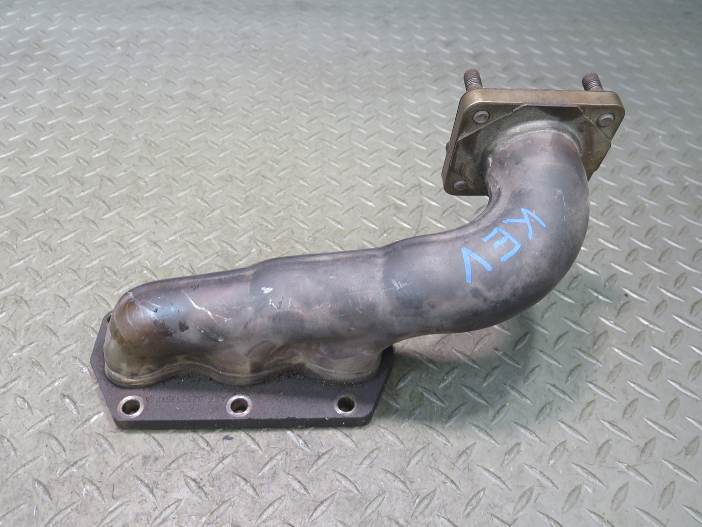 01-03 VW Eurovan T4 2.8L AXK Set of 2 Engine Exhaust Manifold OEM
