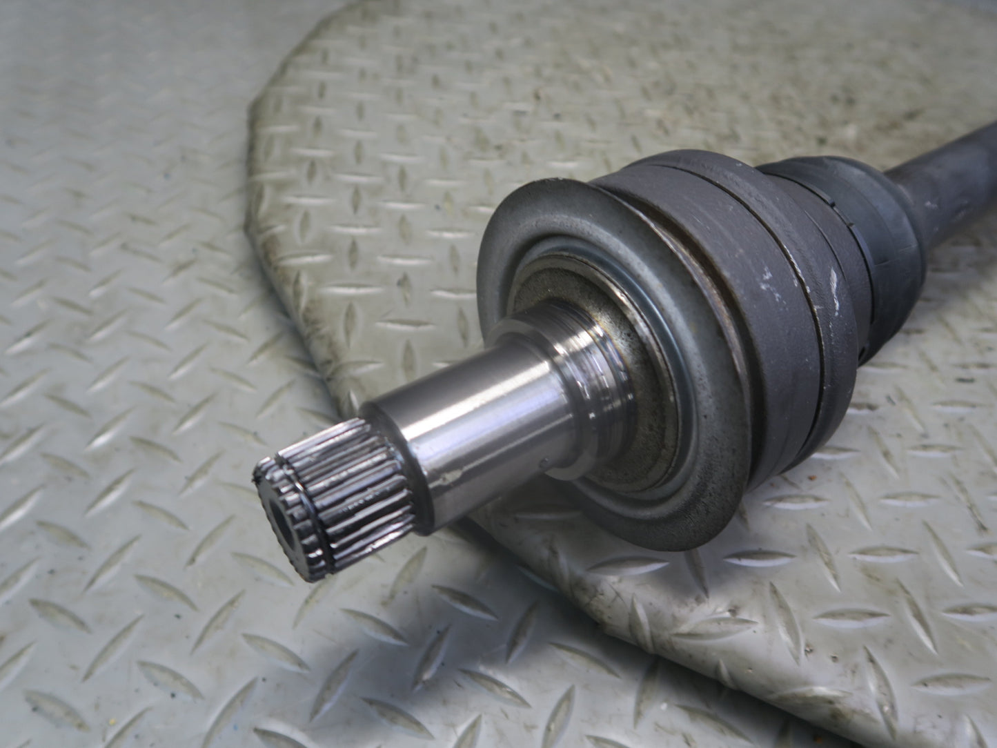 2012-2016 Mercedes R172 SLK RWD Rear Right Pass Side Suspension Axle Shaft