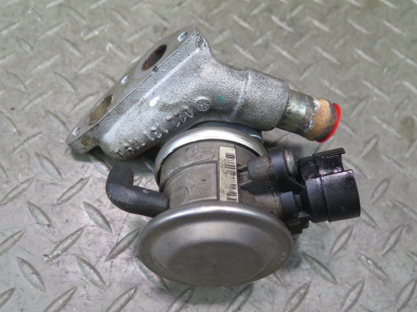 01-03 VW Eurovan T4 2.8L EGR Combi Valve w Bracket 136K Miles OEM