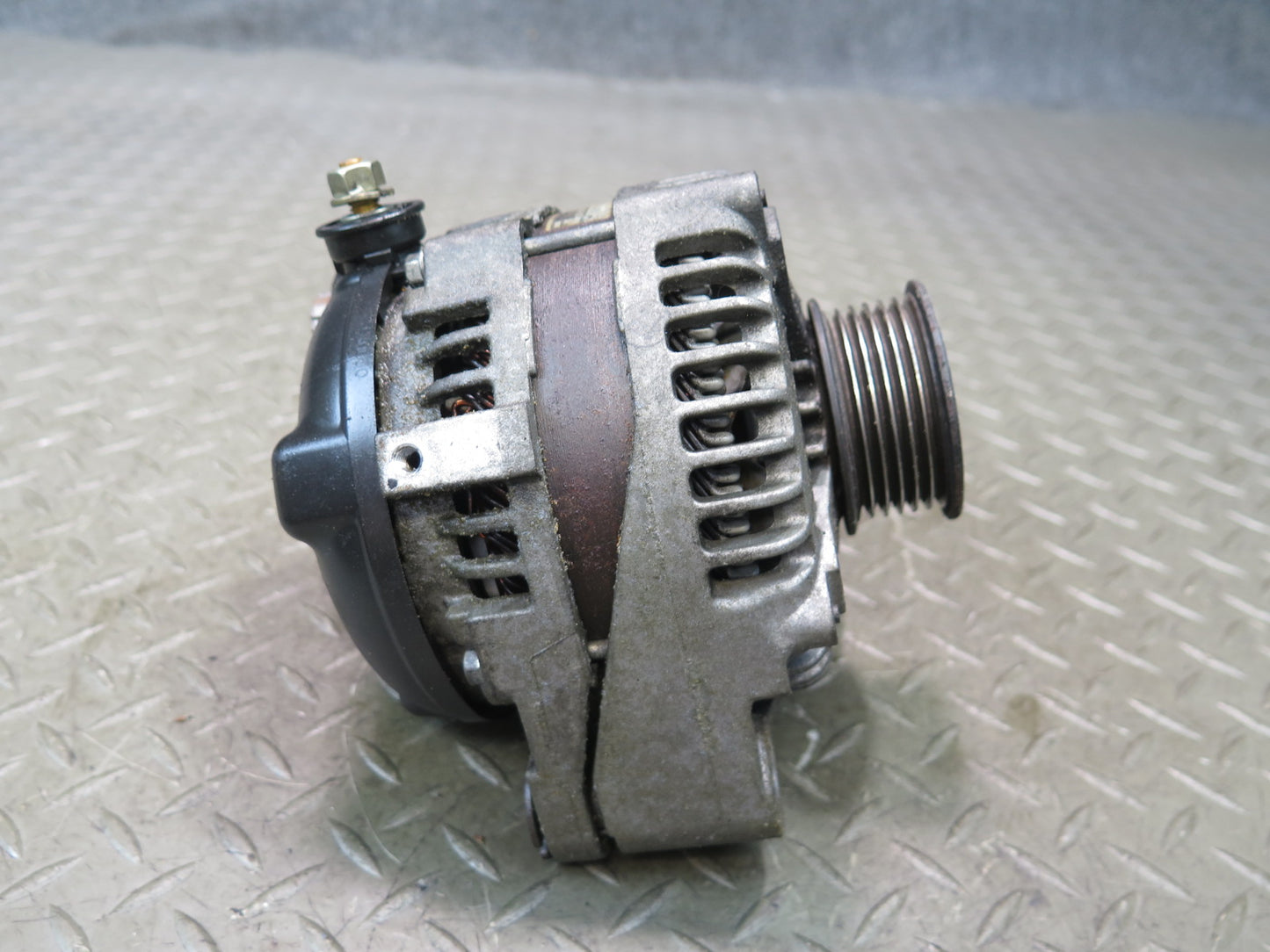 04-06 Lexus LS430 UCF30L 3UZFE Engine Alternator Generator 27060-50340 OEM