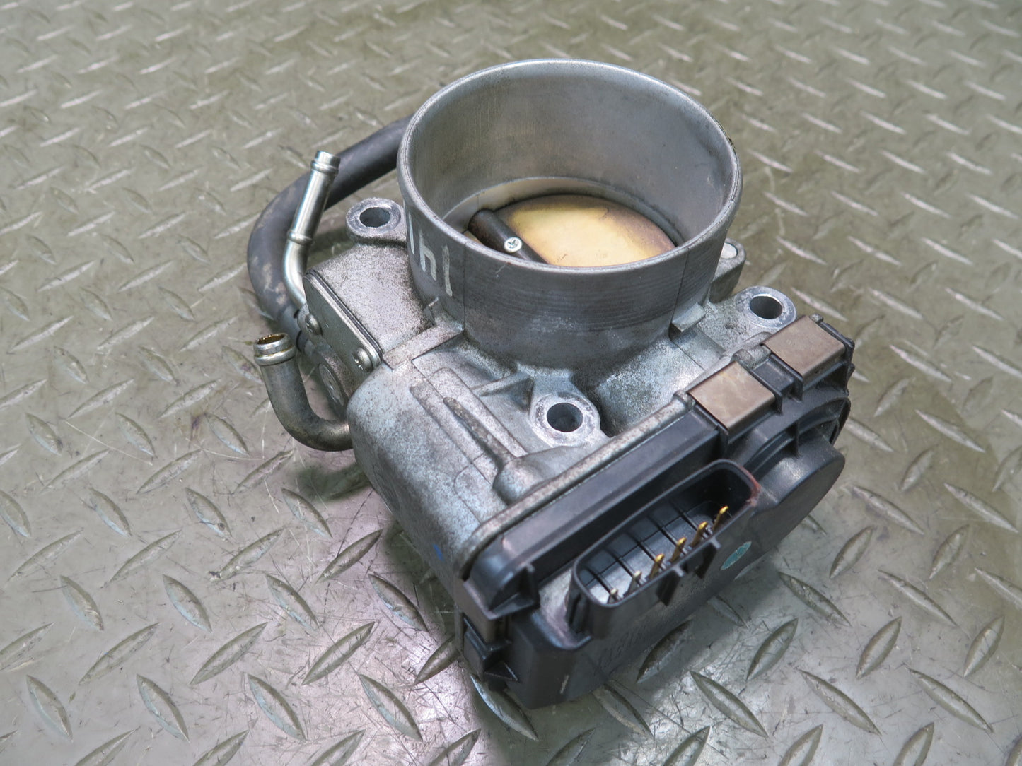 2005 Lexus LS430 UCF30L 3UZFE Engine  Motor Throttle Body Assembly OEM