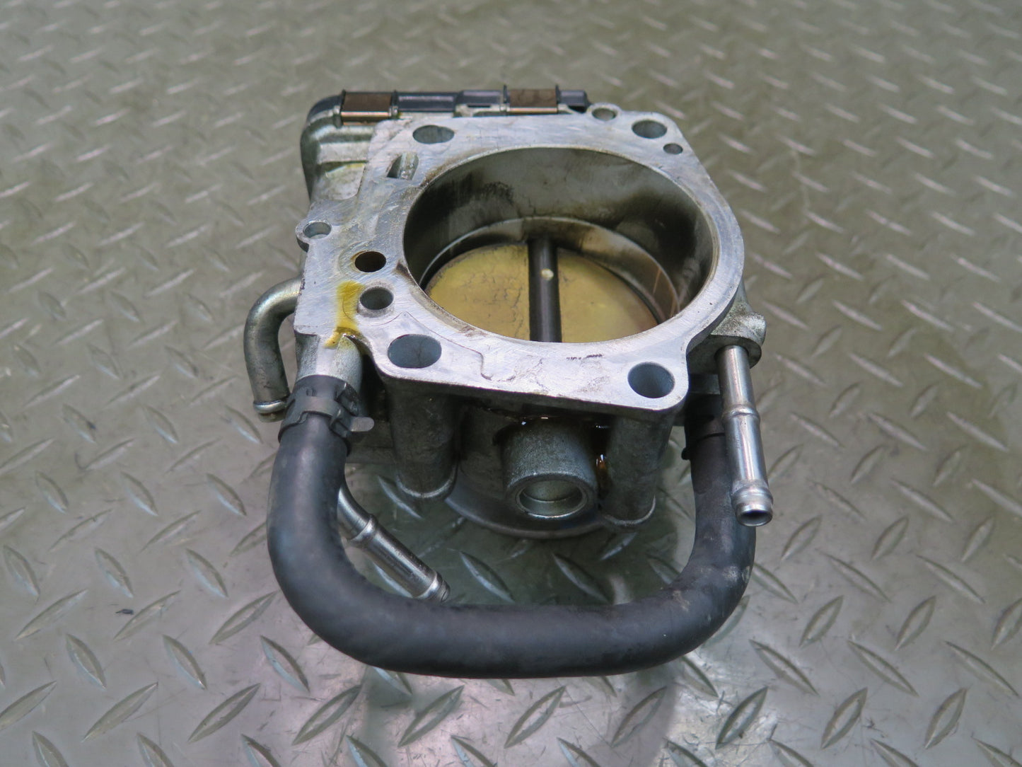 2005 Lexus LS430 UCF30L 3UZFE Engine  Motor Throttle Body Assembly OEM