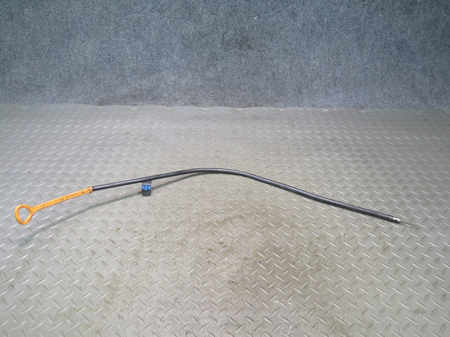 01-03 VW Eurovan T4 2.8L AXK Engine Oil Dipstick w Tube OEM