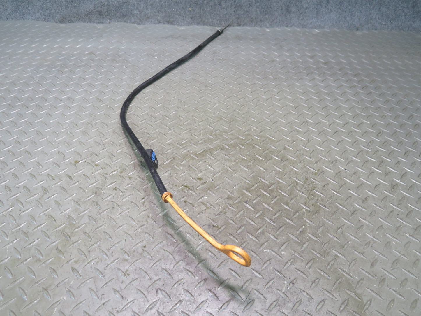 01-03 VW Eurovan T4 2.8L AXK Engine Oil Dipstick w Tube OEM