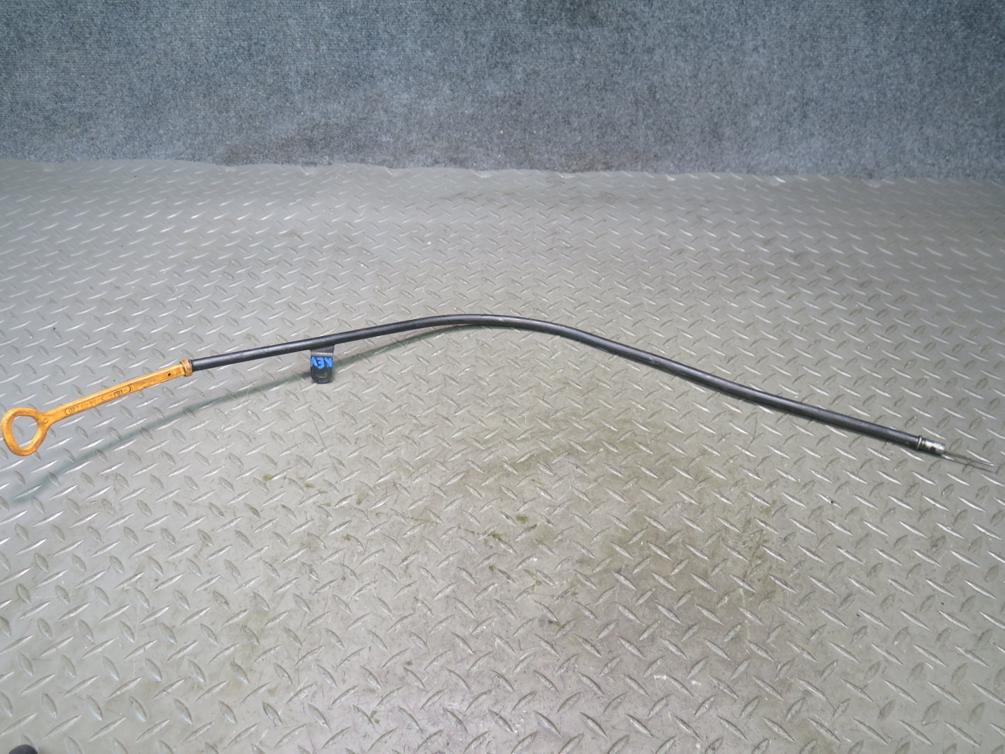01-03 VW Eurovan T4 2.8L AXK Engine Oil Dipstick w Tube OEM
