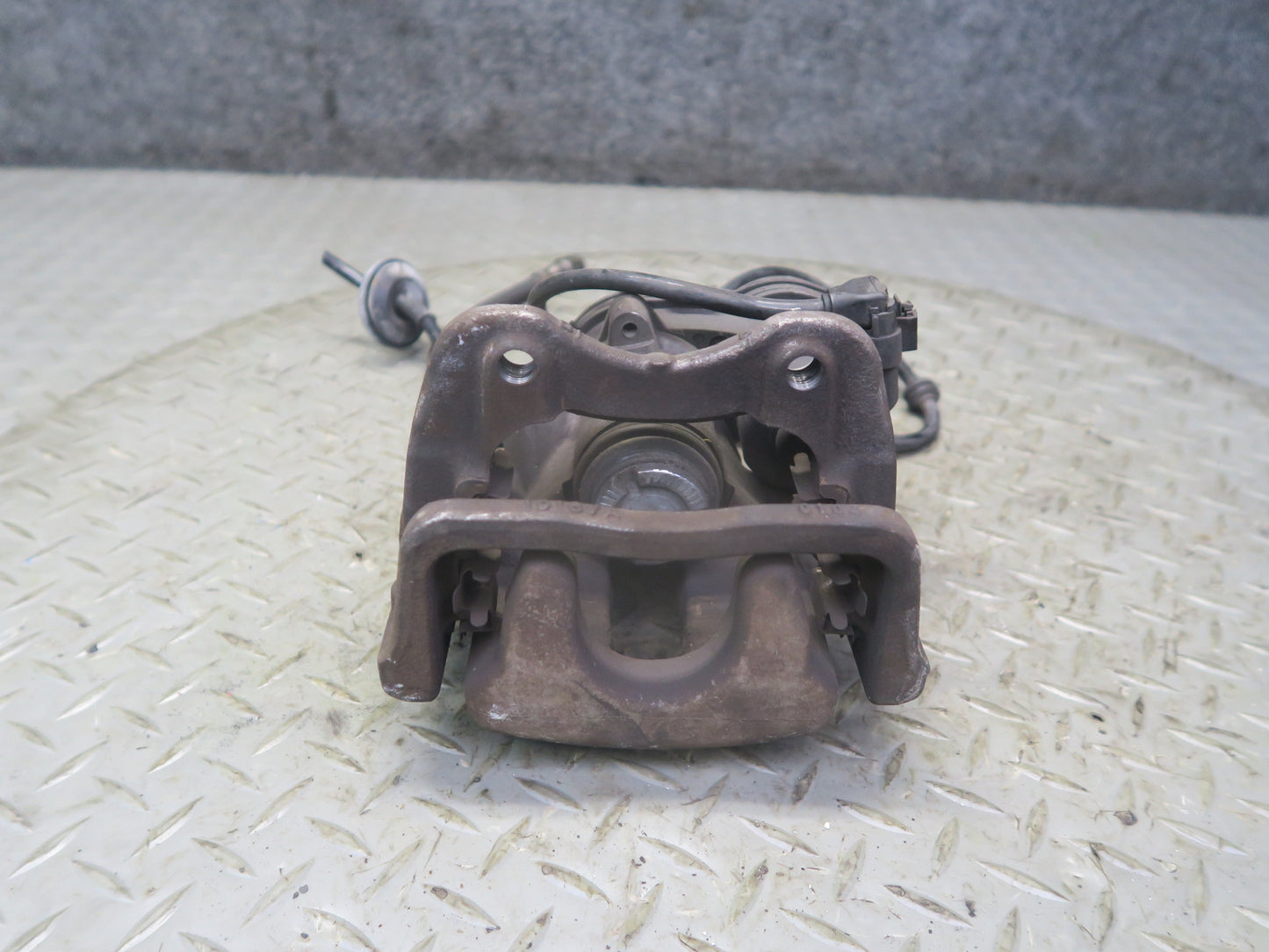 2012-2020 Mercedes R172 SLK SLC RWD Rear Left & Right Side Brake Caliper Set