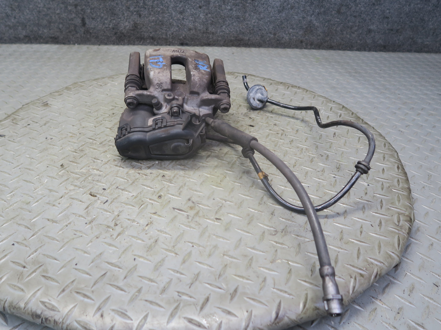 2012-2020 Mercedes R172 SLK SLC RWD Rear Left & Right Side Brake Caliper Set