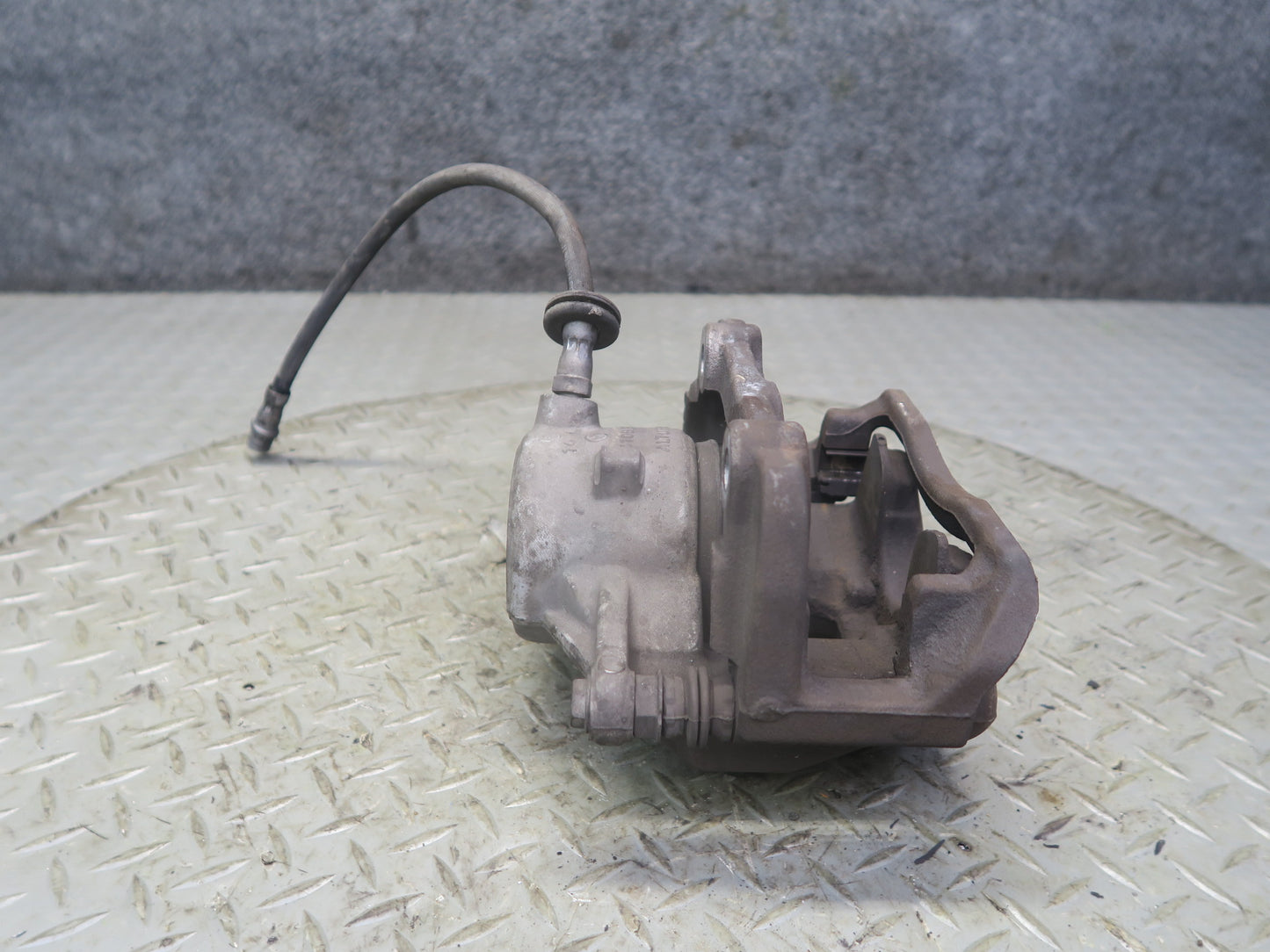 2012-2020 Mercedes R172 SLK SLC RWD Front Left & Right Side Brake Caliper Set
