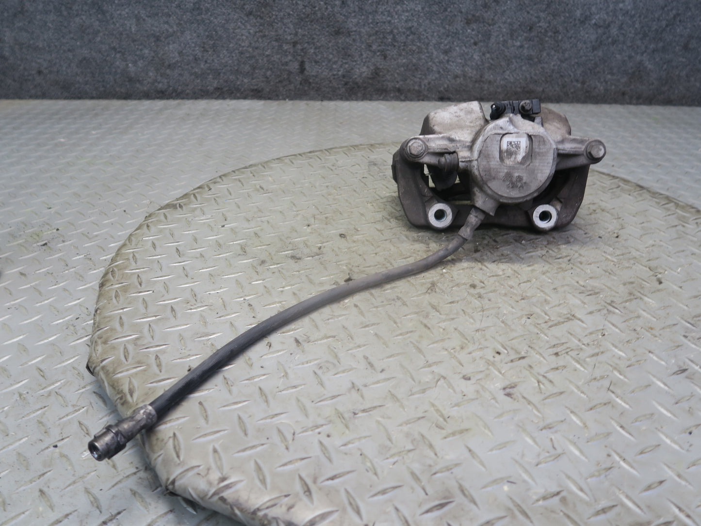 2012-2020 Mercedes R172 SLK SLC RWD Front Left & Right Side Brake Caliper Set