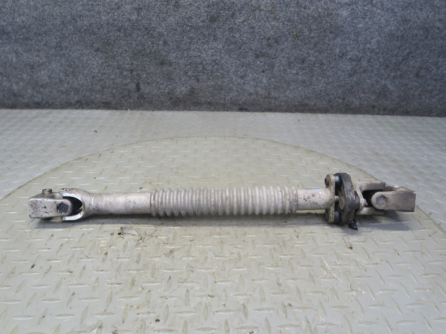 96-02 BMW E36/7 Z3 Steering Column Lower U Joint Linkage Shaft 57K Miles OEM