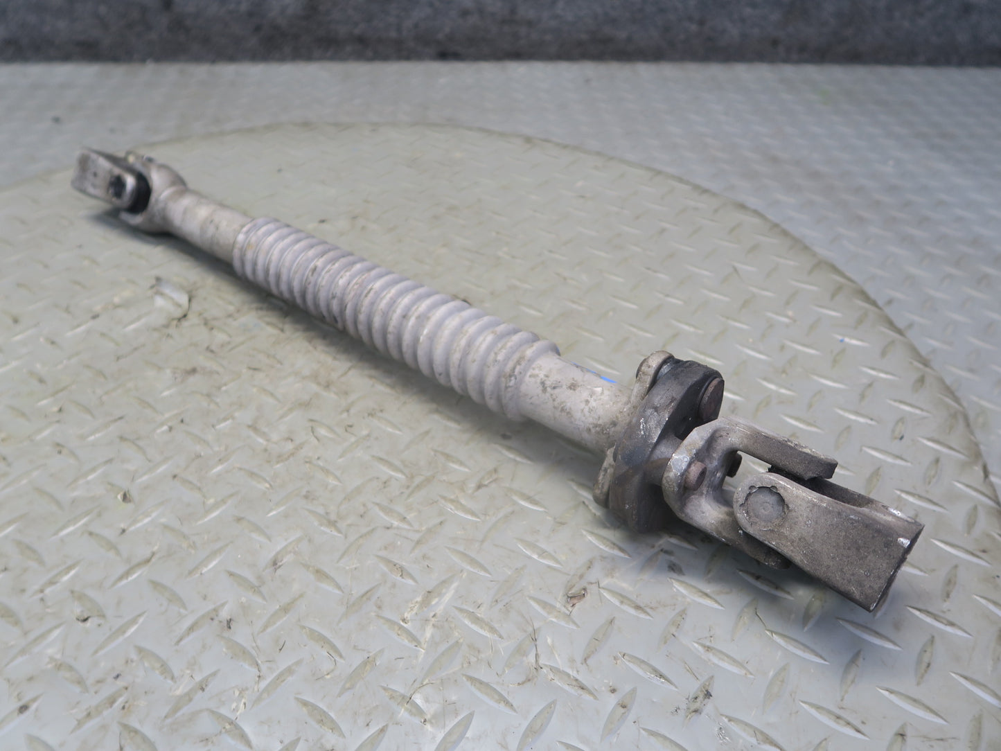 96-02 BMW E36/7 Z3 Steering Column Lower U Joint Linkage Shaft 57K Miles OEM