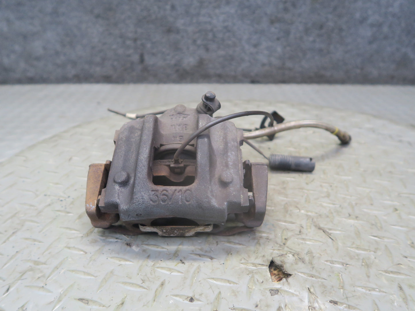 96-02 BMW E36/7 Z3 Set of 2 Rear Left & Right Brake Caliper 57K Miles OEM