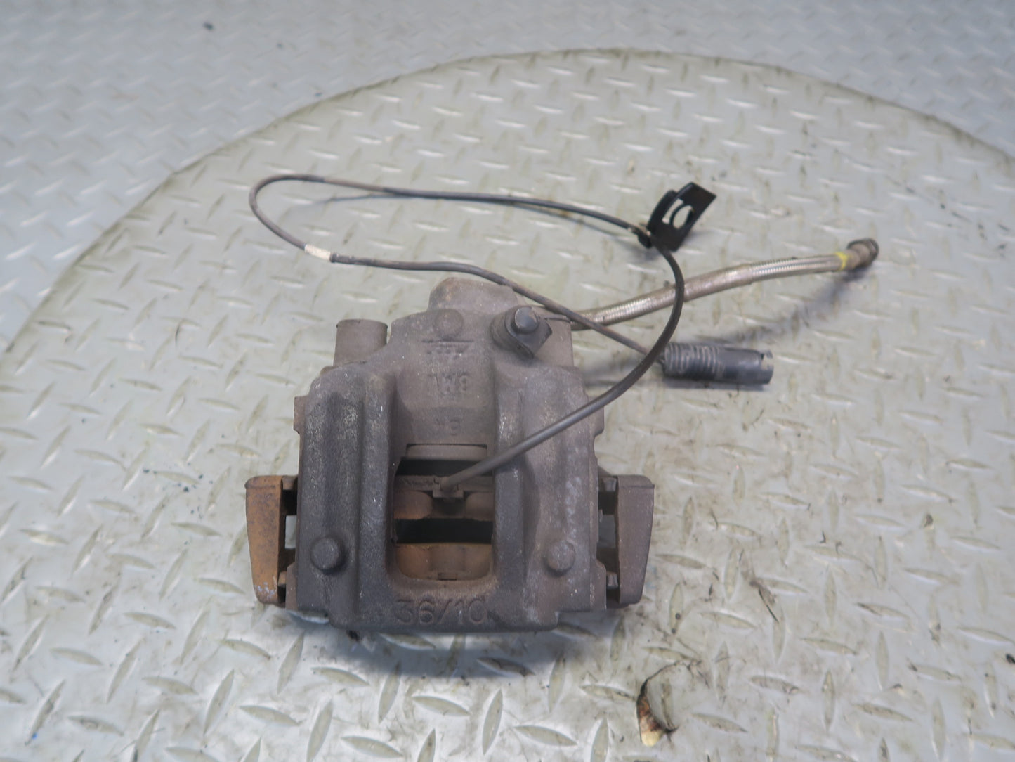 96-02 BMW E36/7 Z3 Set of 2 Rear Left & Right Brake Caliper 57K Miles OEM