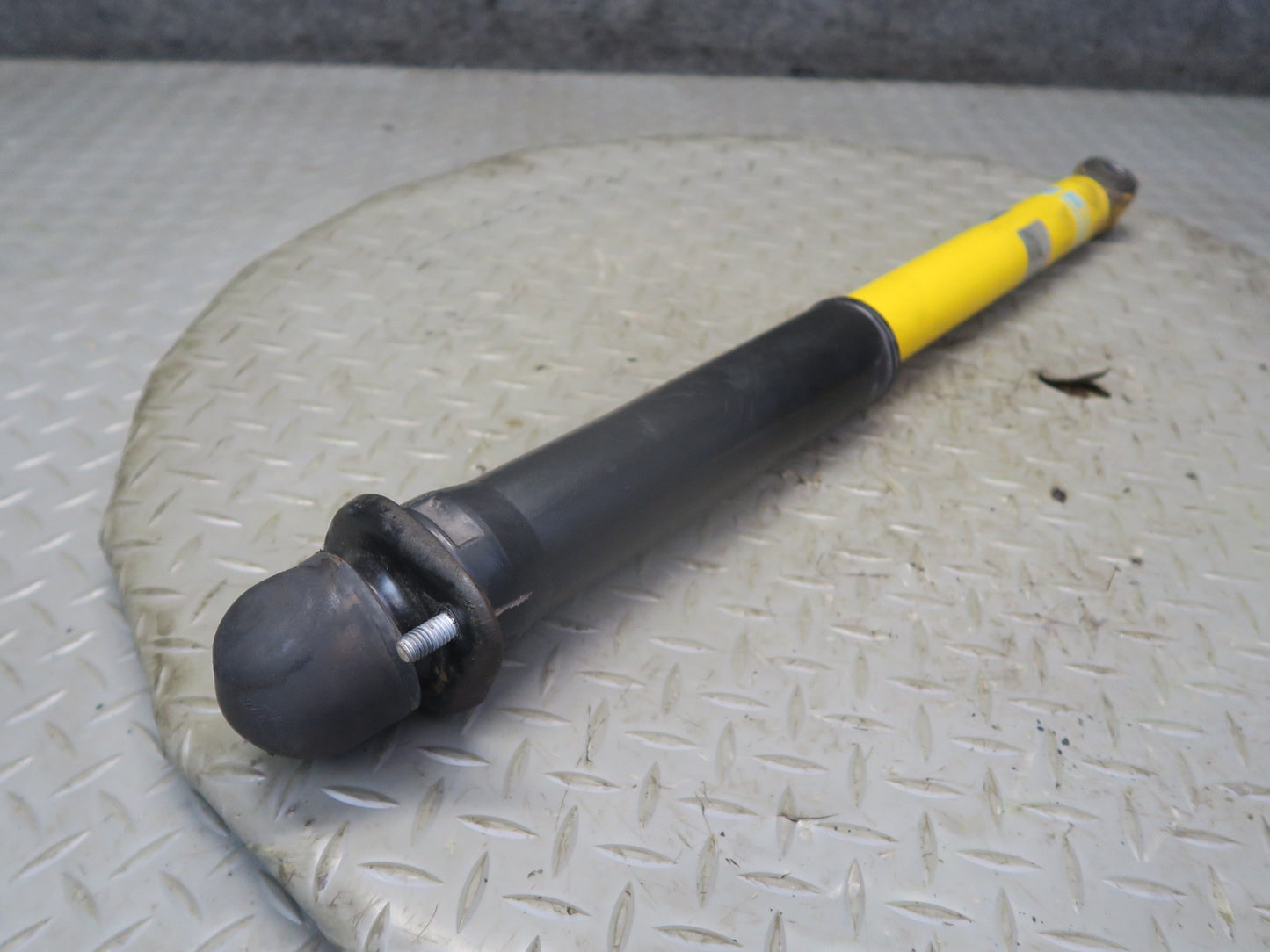 01-02 BMW E36/7 Z3 M54 Roadster Set of 2 Rear Strut Shock Absorber Bilstein