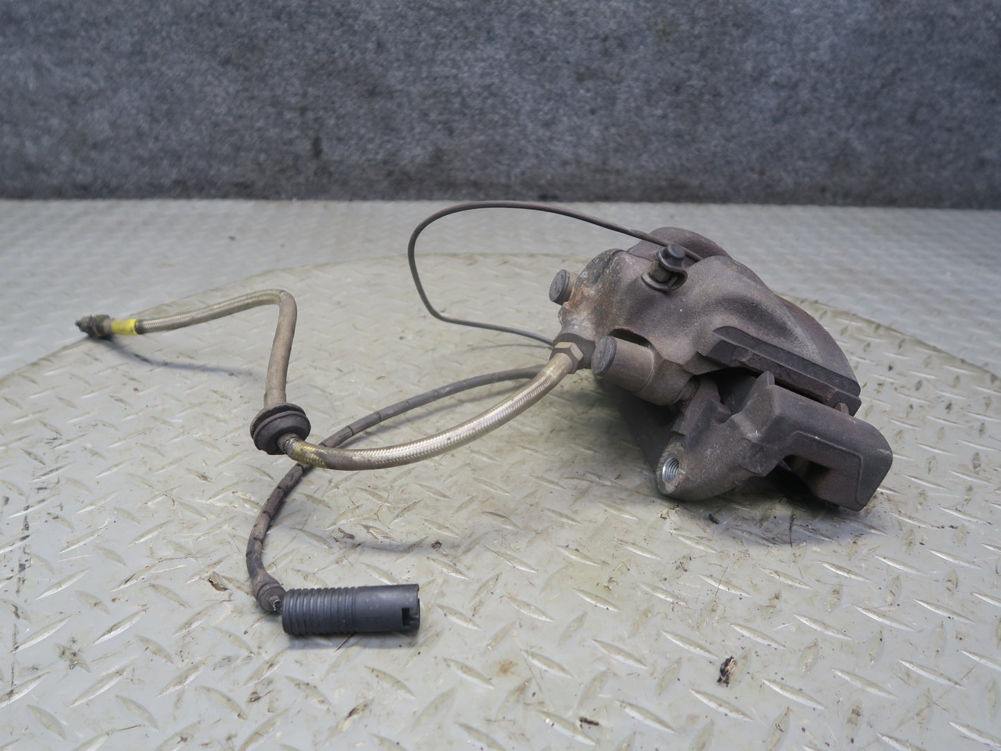 97-02 BMW E36/7 Z3 M52 M54 Set of 2 Front Left & Right Brake Caliper 57K OEM