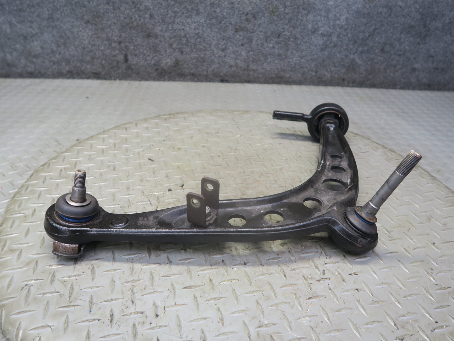 96-02 BMW E36/7 Z3 Front Right Suspension Lower Control Arm 57K Miles OEM