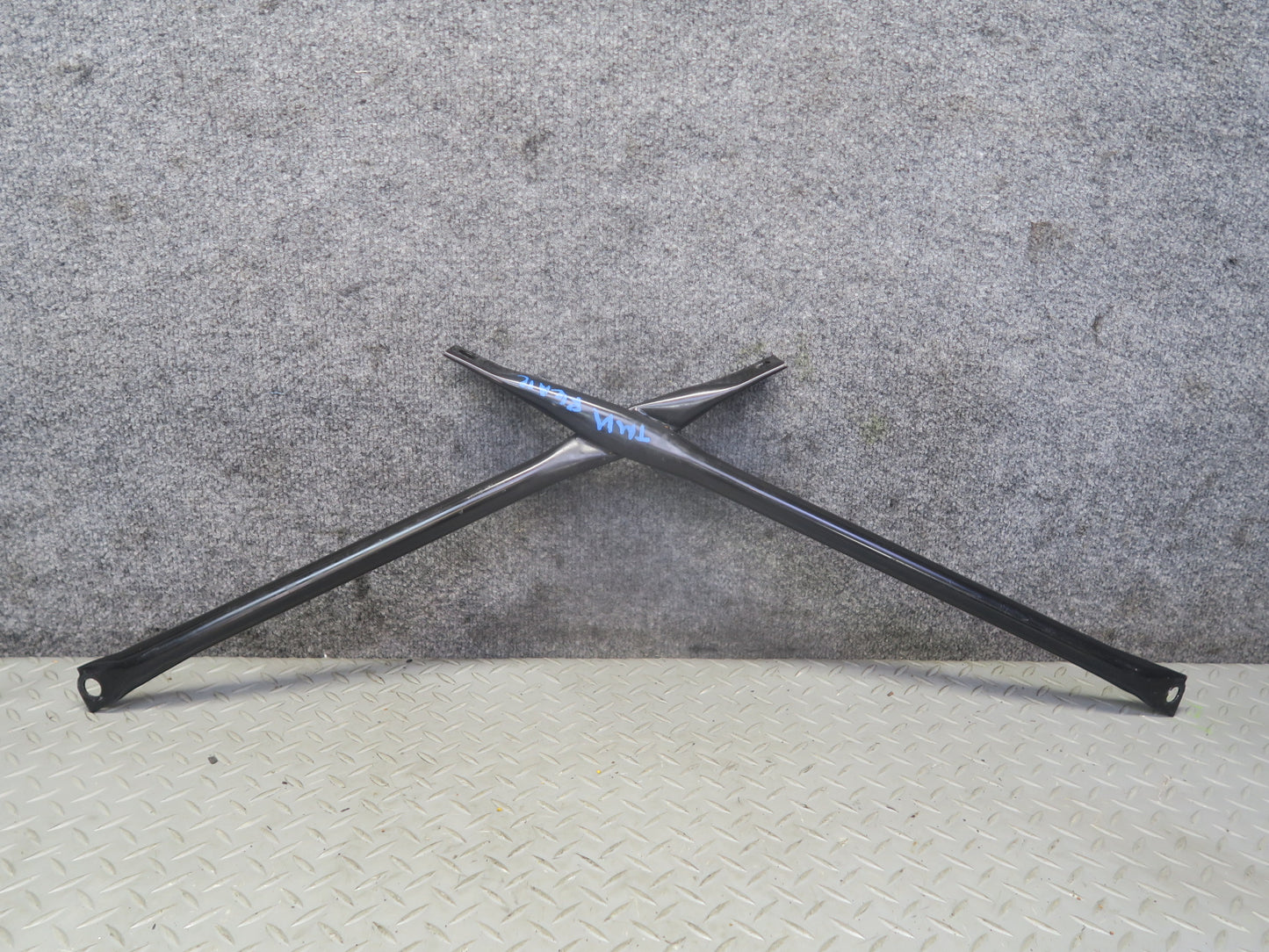 00-05 Toyota MR2 Spyder ZZW30L Rear Strut Engine Cross Bar Brace OEM