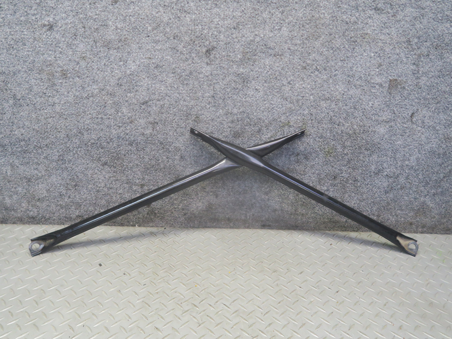 00-05 Toyota MR2 Spyder ZZW30L Rear Strut Engine Cross Bar Brace OEM