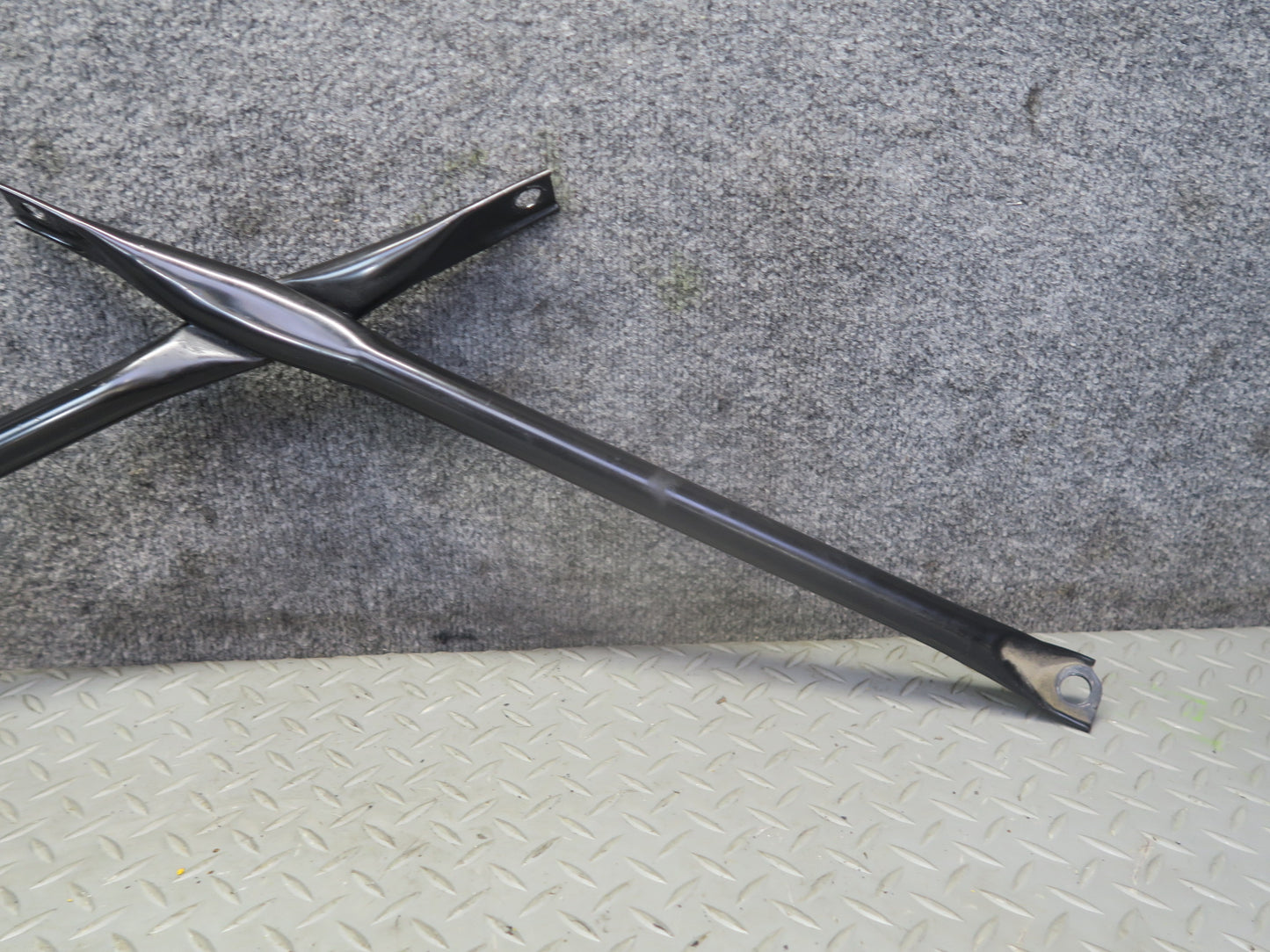 00-05 Toyota MR2 Spyder ZZW30L Rear Strut Engine Cross Bar Brace OEM