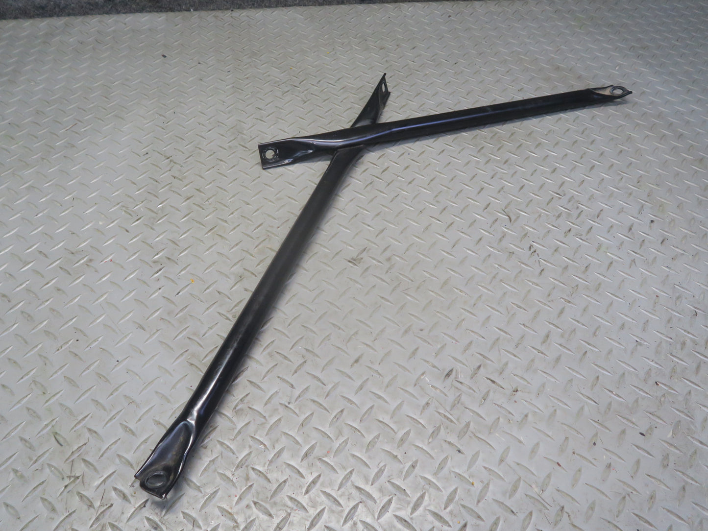 00-05 Toyota MR2 Spyder ZZW30L Rear Strut Engine Cross Bar Brace OEM