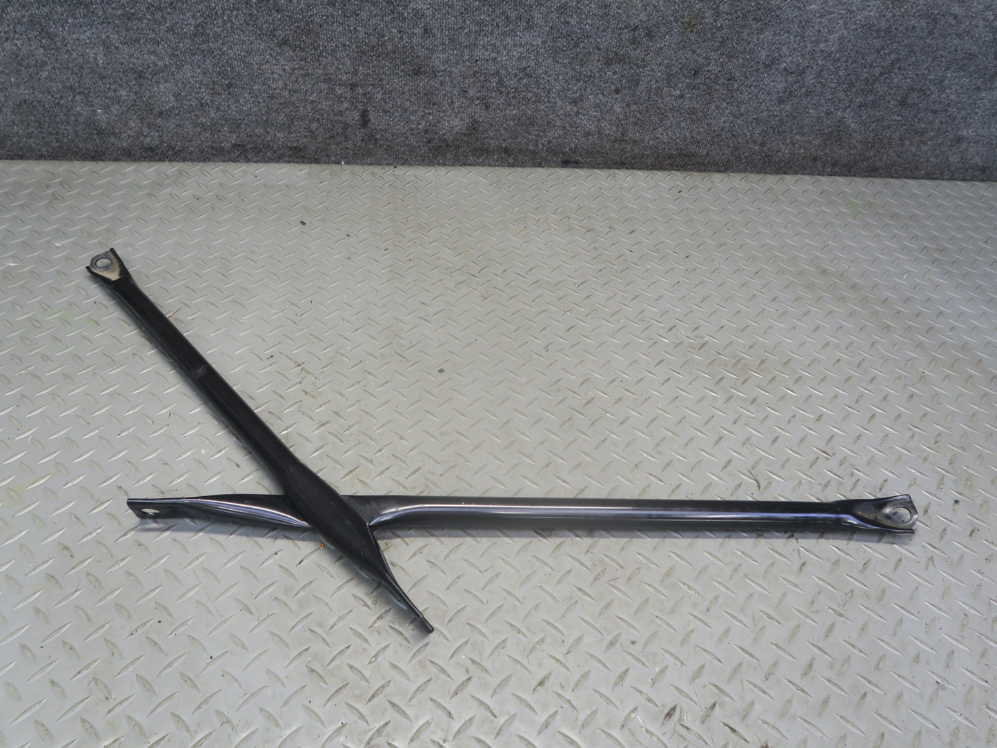 00-05 Toyota MR2 Spyder ZZW30L Rear Strut Engine Cross Bar Brace OEM