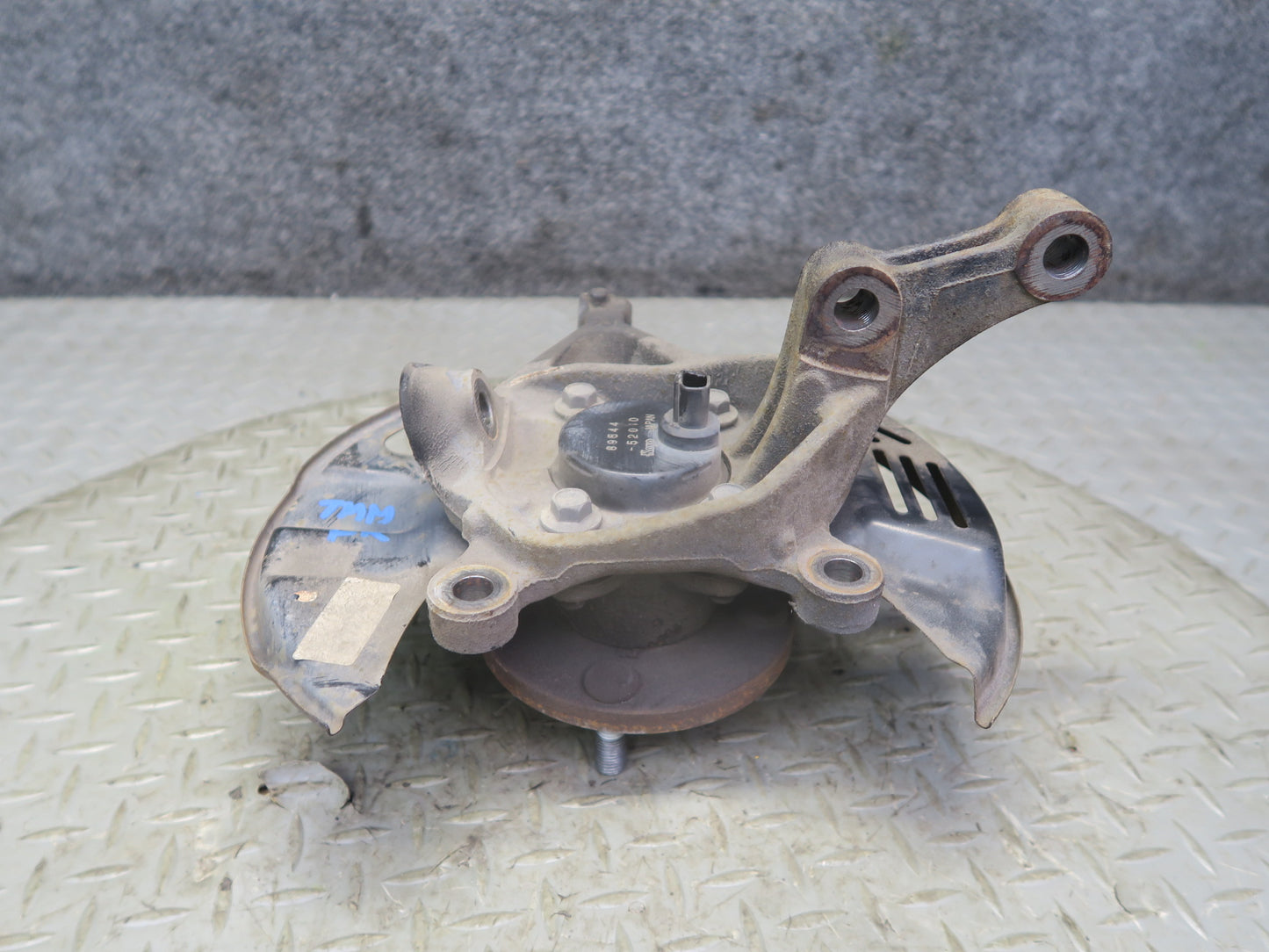 00-05 Toyota MR2 Spyder ZZW30L Front Right Spindle Knuckle Wheel Hub Bearing OEM