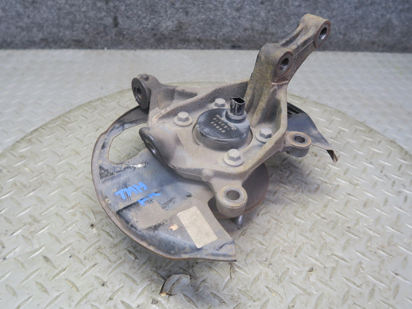 00-05 Toyota MR2 Spyder ZZW30L Front Right Spindle Knuckle Wheel Hub Bearing OEM