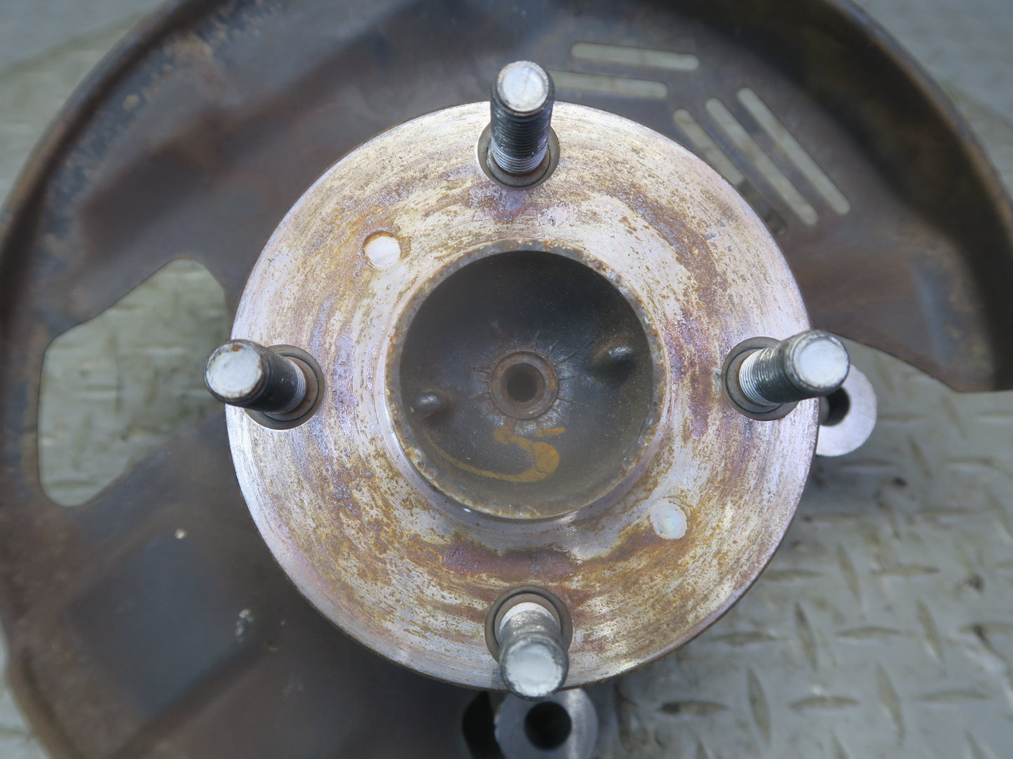 00-05 Toyota MR2 Spyder ZZW30L Front Left Spindle Knuckle Wheel Hub Bearing OEM