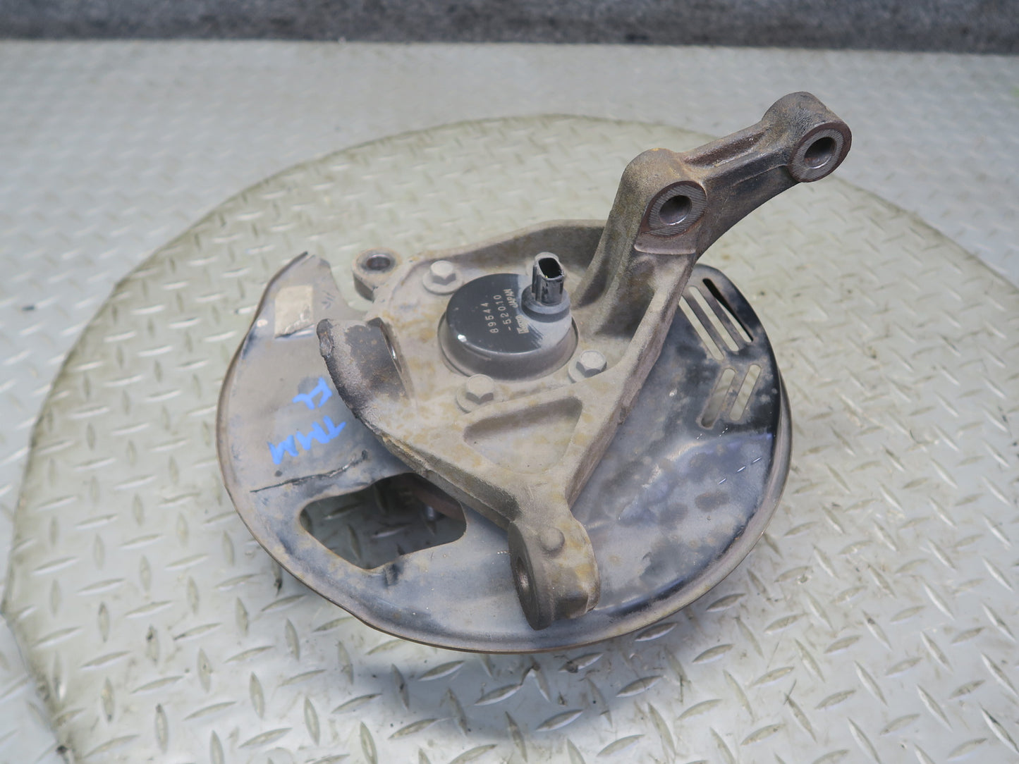 00-05 Toyota MR2 Spyder ZZW30L Front Left Spindle Knuckle Wheel Hub Bearing OEM