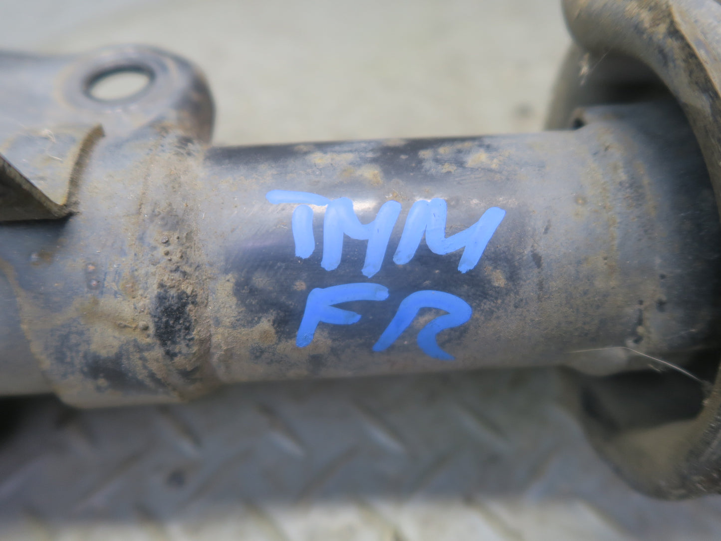 00-02 Toyota MR2 Spyder ZZW30L Set of 2 Front Strut Shock Absorber OEM