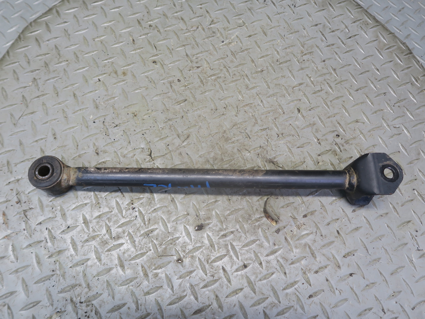 00-05 Toyota MR2 Spyder ZZW30L Set of 3 Rear Left Suspension Control Arm OEM