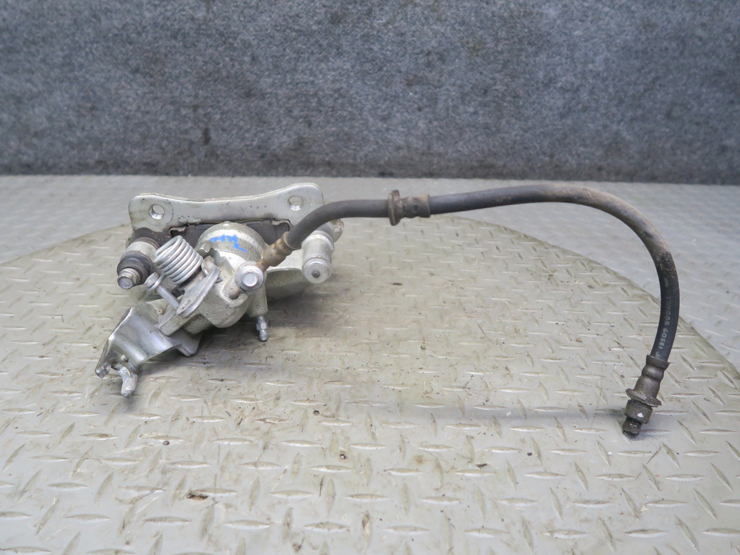 00-02 Toyota MR2 Spyder ZZW30L Set of 2 Rear Left & Right Brake Caliper 146K OEM