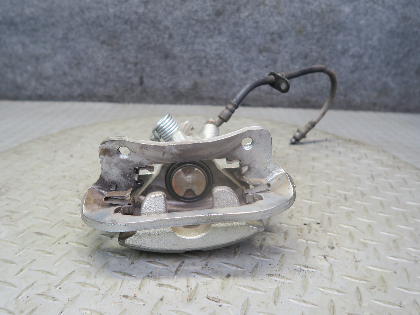 00-02 Toyota MR2 Spyder ZZW30L Set of 2 Rear Left & Right Brake Caliper 146K OEM