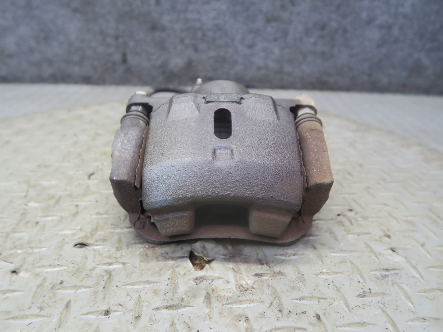 00-05 Toyota MR2 Spyder ZZW30L Set of 2 Front Left & Right Brake Caliper OEM