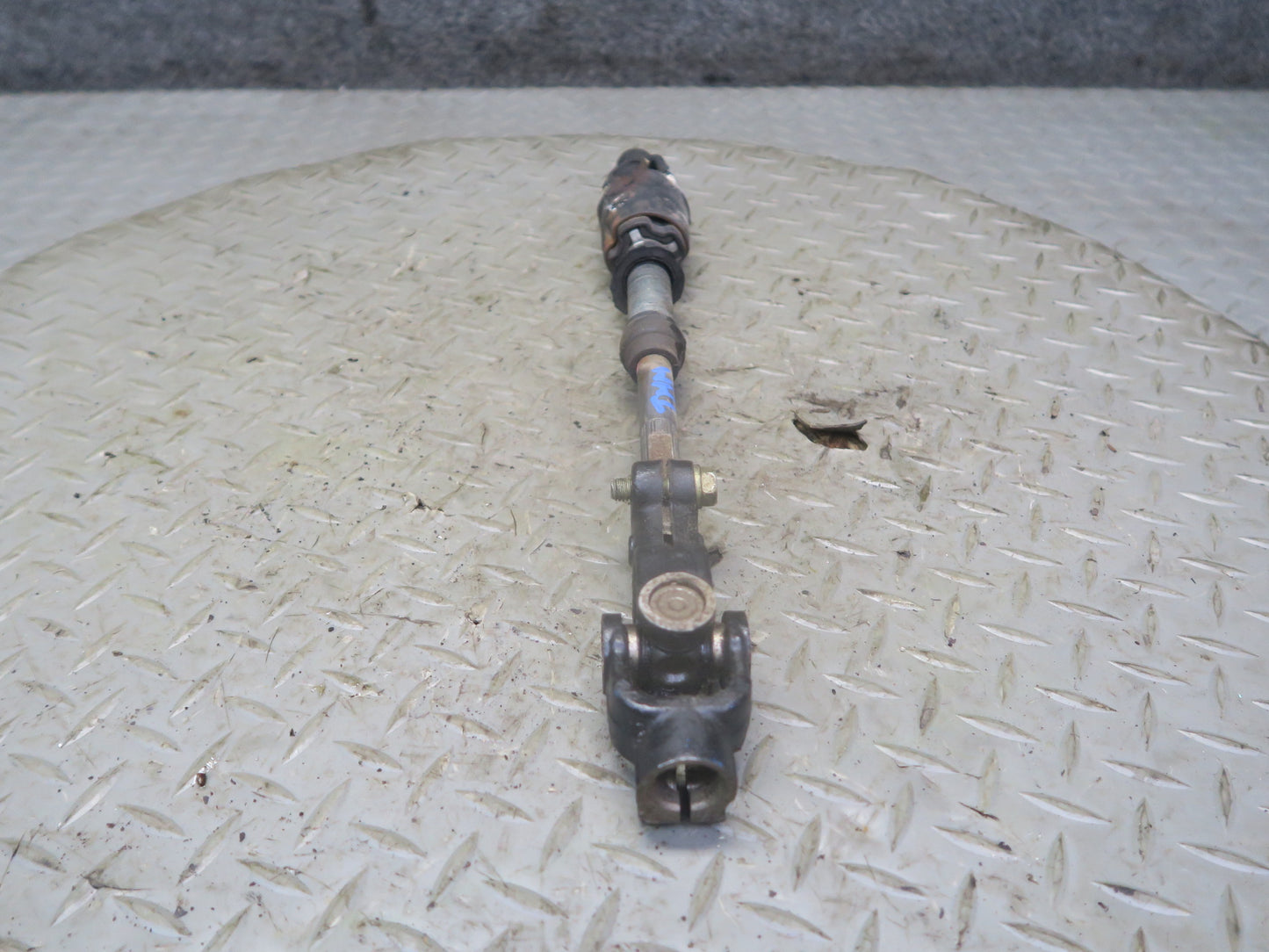00-05 Toyota MR2 Spyder ZZW30L Steering Column U Joint Linkage Shaft OEM