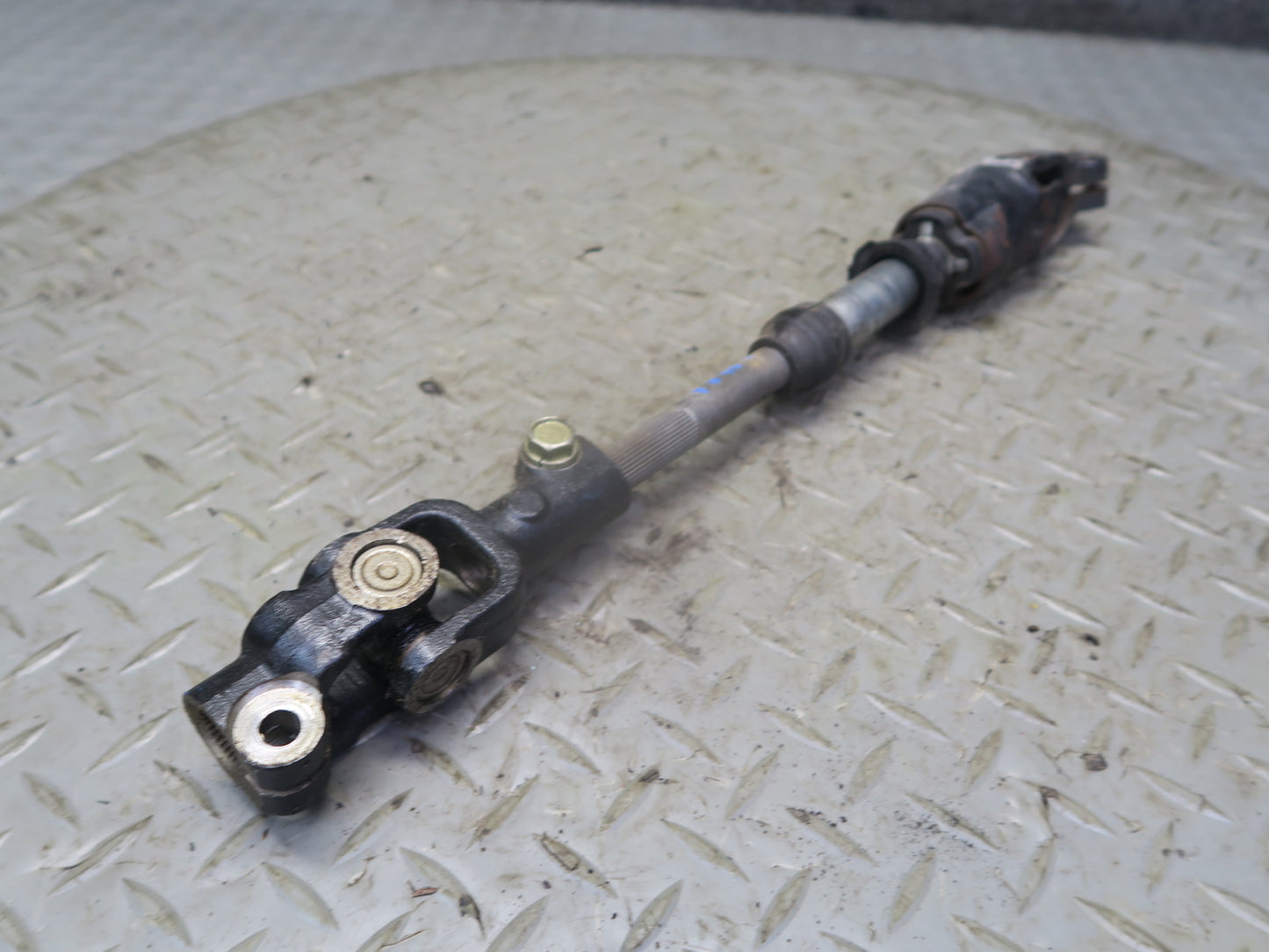 00-05 Toyota MR2 Spyder ZZW30L Steering Column U Joint Linkage Shaft OEM