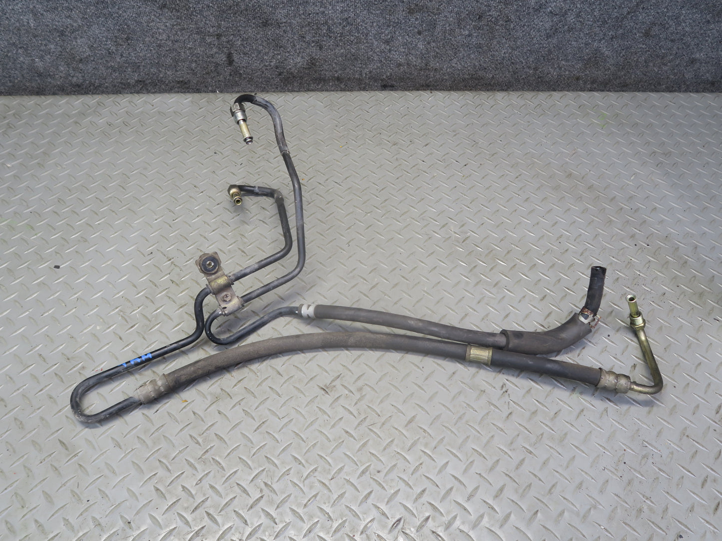 00-05 Toyota MR2 Spyder ZZW30L Power Steering Hose Pipe Line OEM