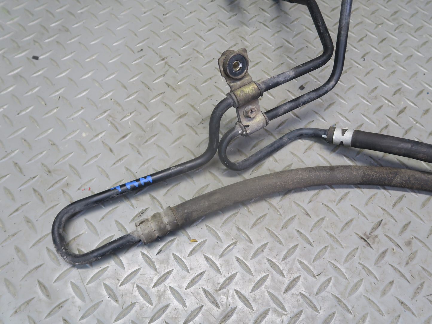 00-05 Toyota MR2 Spyder ZZW30L Power Steering Hose Pipe Line OEM