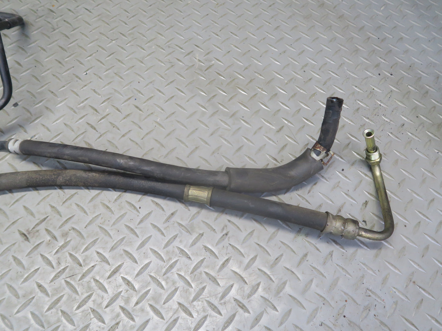 00-05 Toyota MR2 Spyder ZZW30L Power Steering Hose Pipe Line OEM